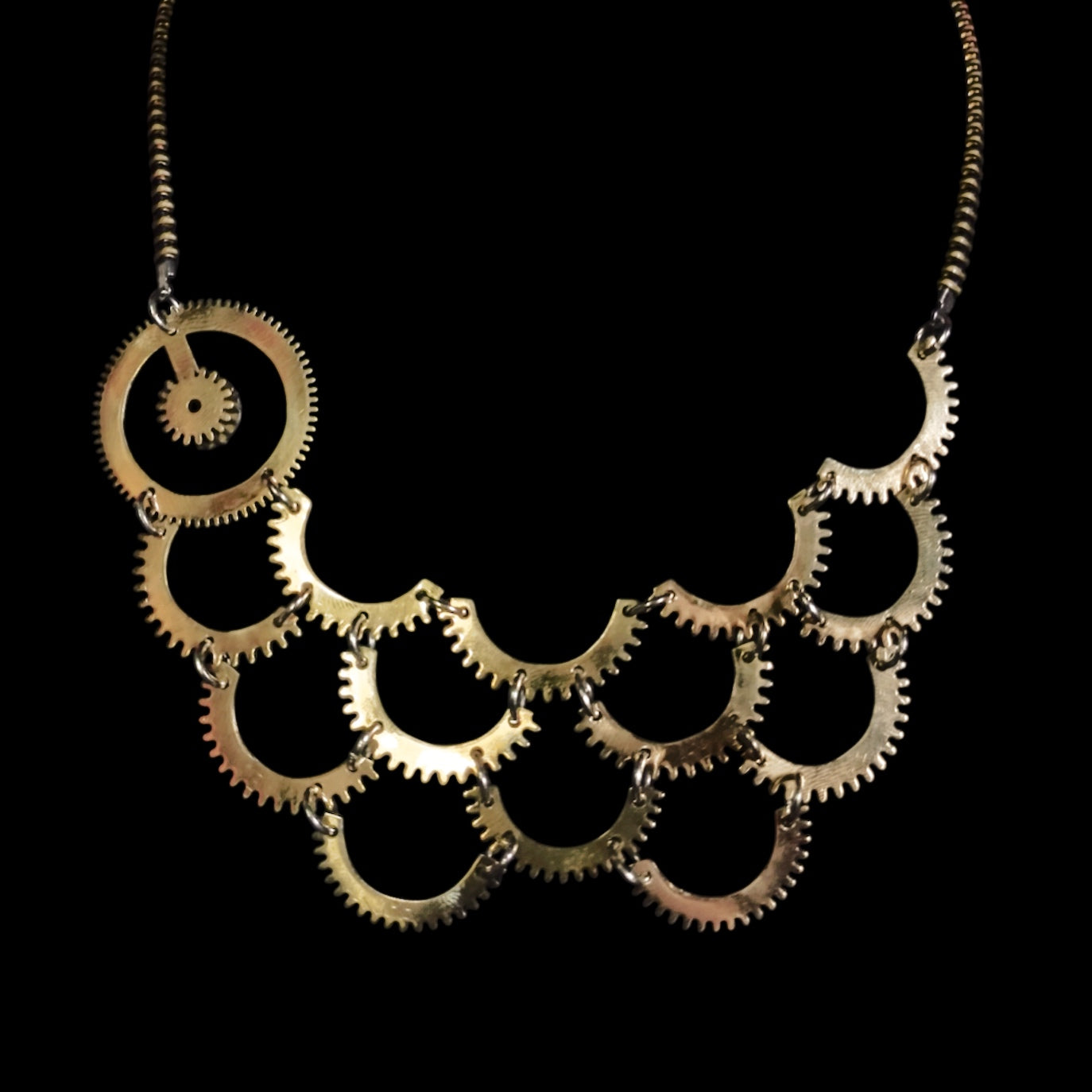 Interlace – Mechanical Necklace with Interwoven Vintage Watch Components – Bitácora Collection