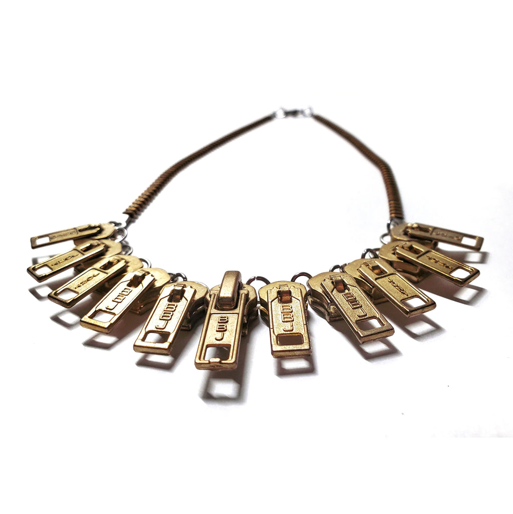 Closure – Mechanical Necklace with Bronze Zipper Sliders – Bitácora Collection