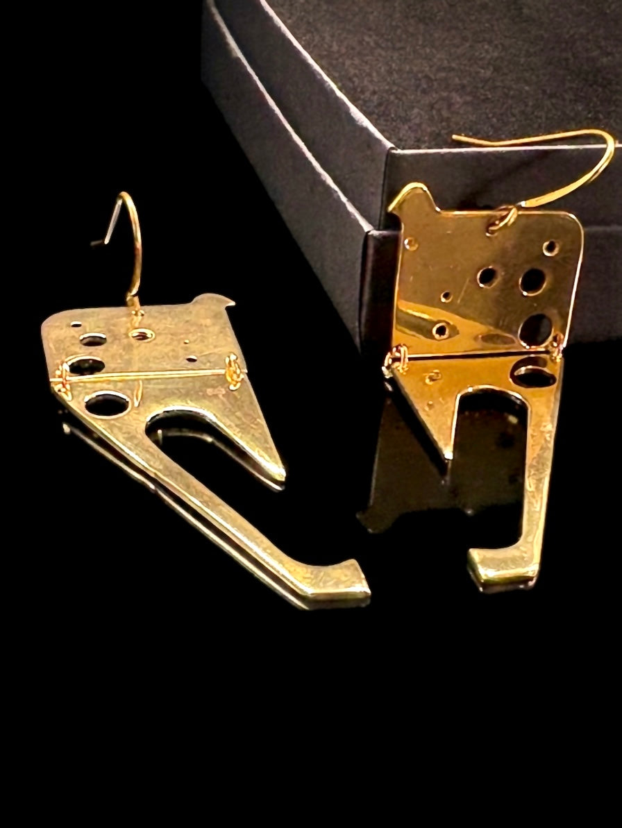 Articulated Directional Earrings with Vintage Clock Components - Bitácora Collection - Waypoint