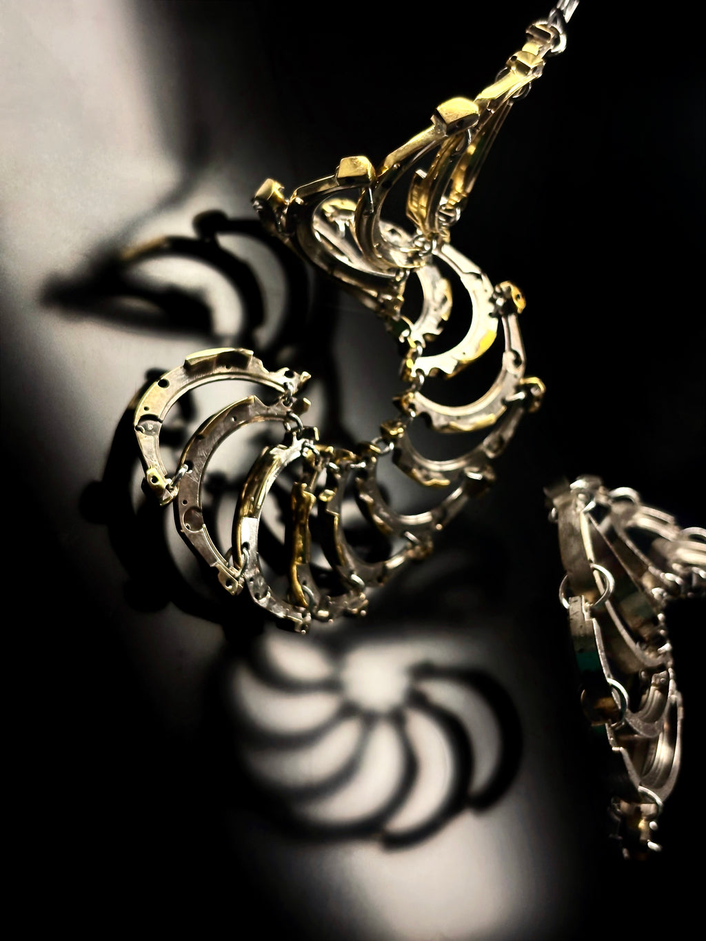 Articulated Structure Necklace - Sculptural Form - Bitácora Collection - Cycle