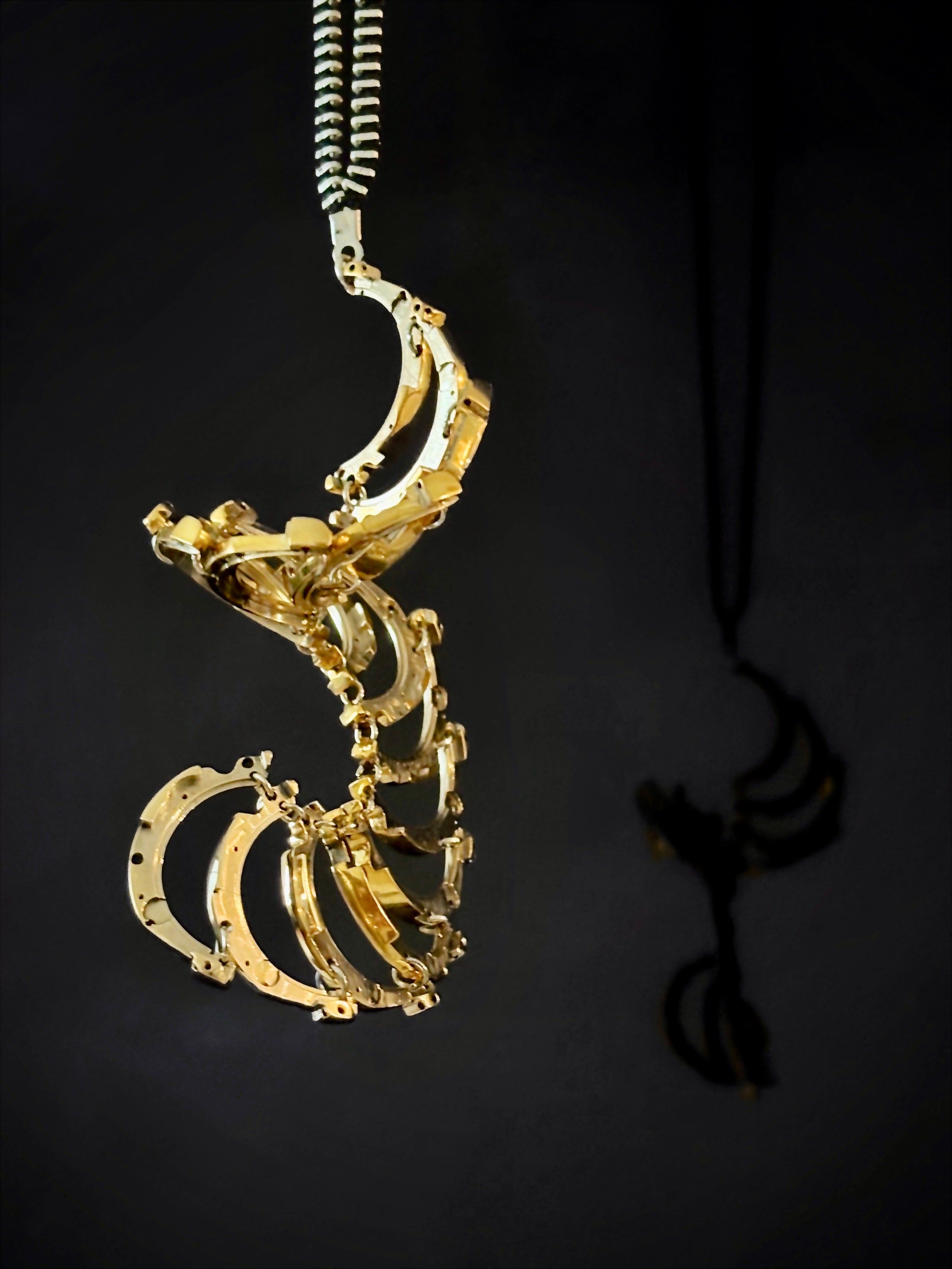 Articulated Structure Necklace - Sculptural Form - Bitácora Collection - Cycle