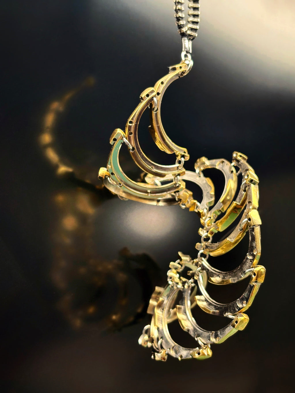 Articulated Structure Necklace - Sculptural Form - Bitácora Collection - Cycle