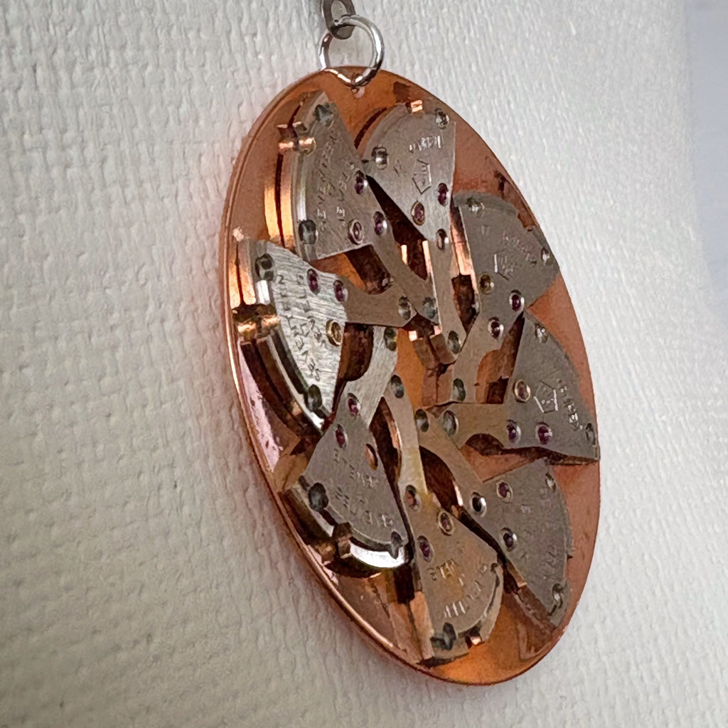 Kinetic Mechanical Pendant - Radial Watch Movement Composition - Bitácora Collection - Flux