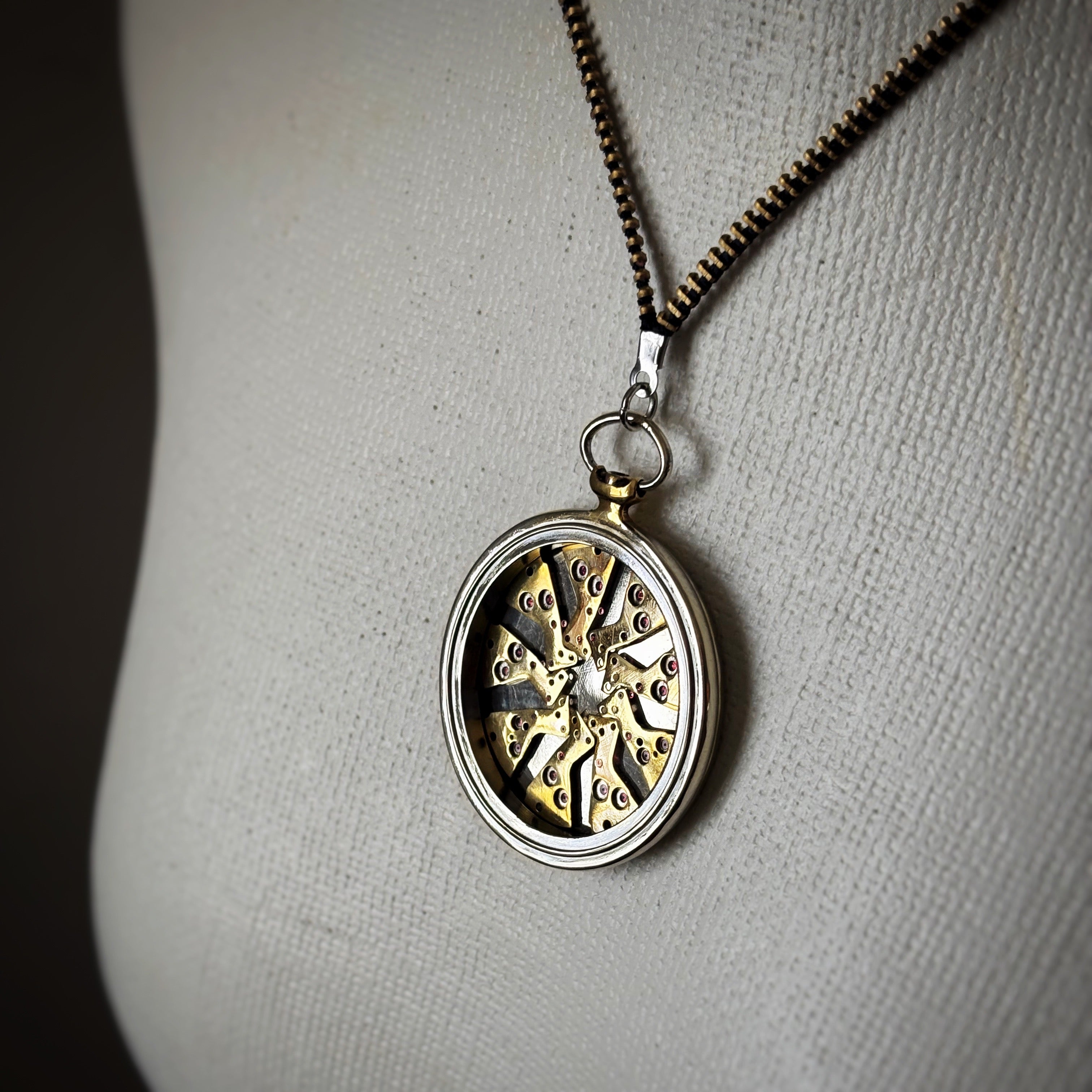 Mechanical Core Pendant - Radial Watch Movement Composition - Bitácora Collection - Nucleus