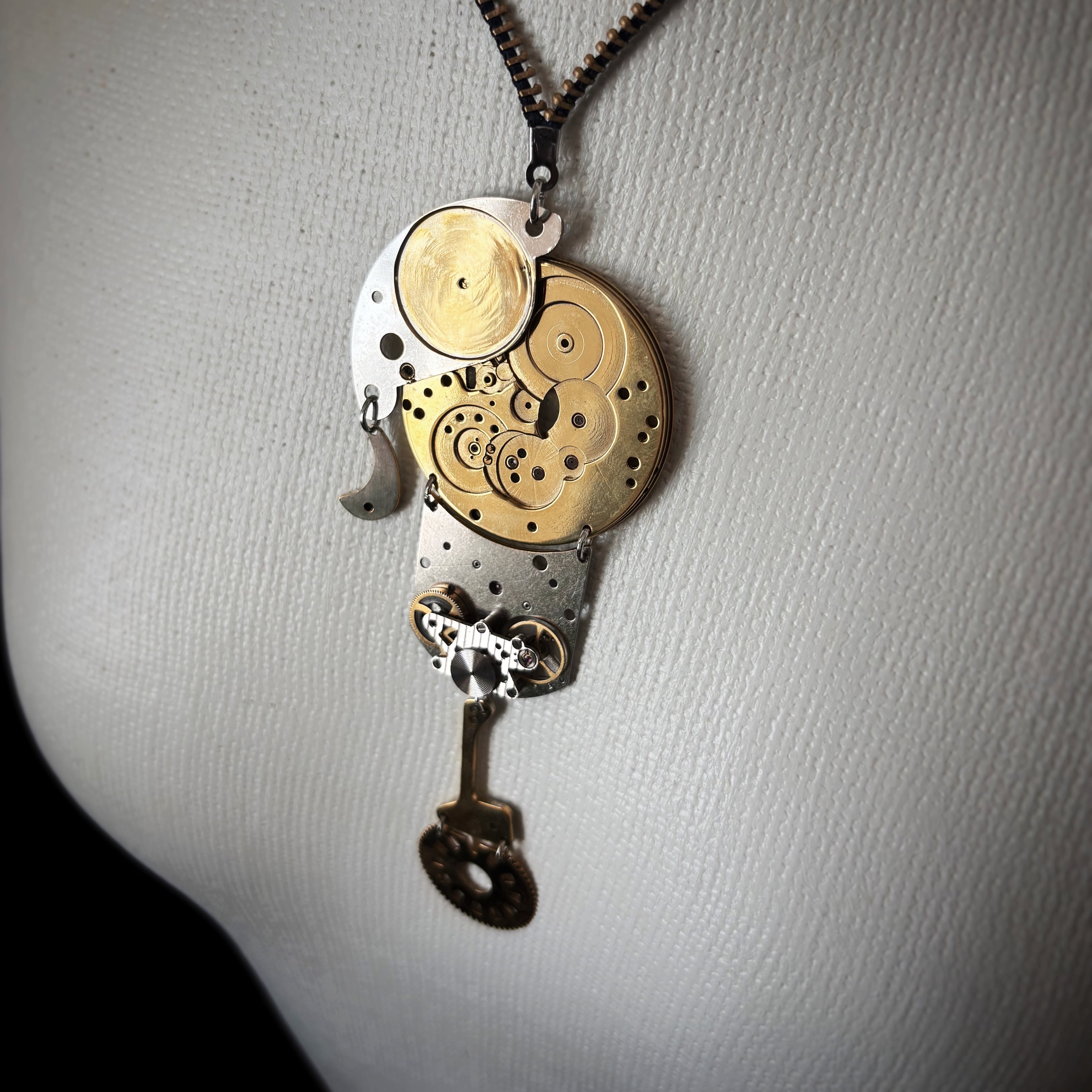 Bronze Mechanical Necklace - Figurative Sculptural Jewelry - One of a Kind Statement Piece - Bitácora Collection - Effigy -