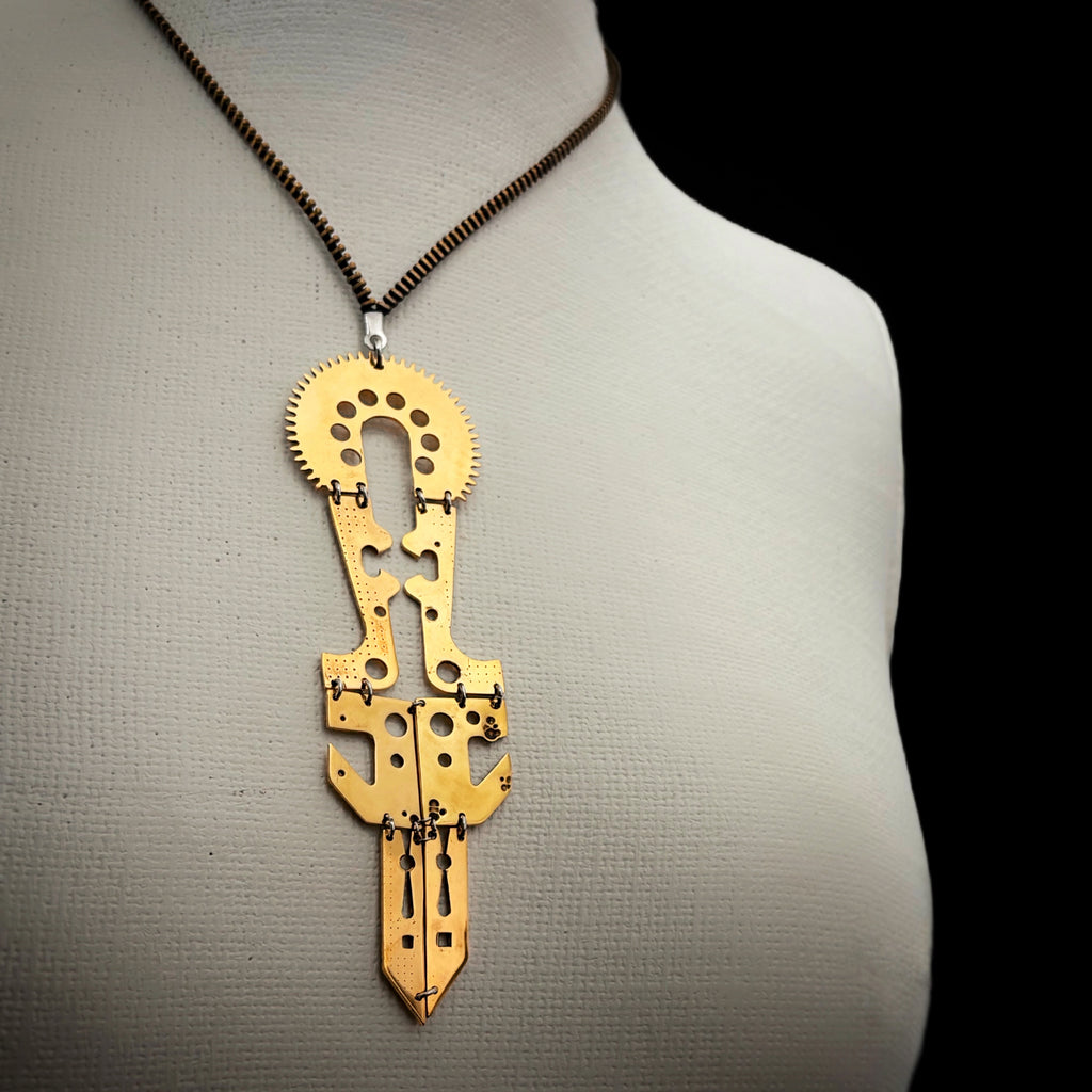 Articulated Mechanical Necklace - Figurative Structure - Bitácora Collection - Blade
