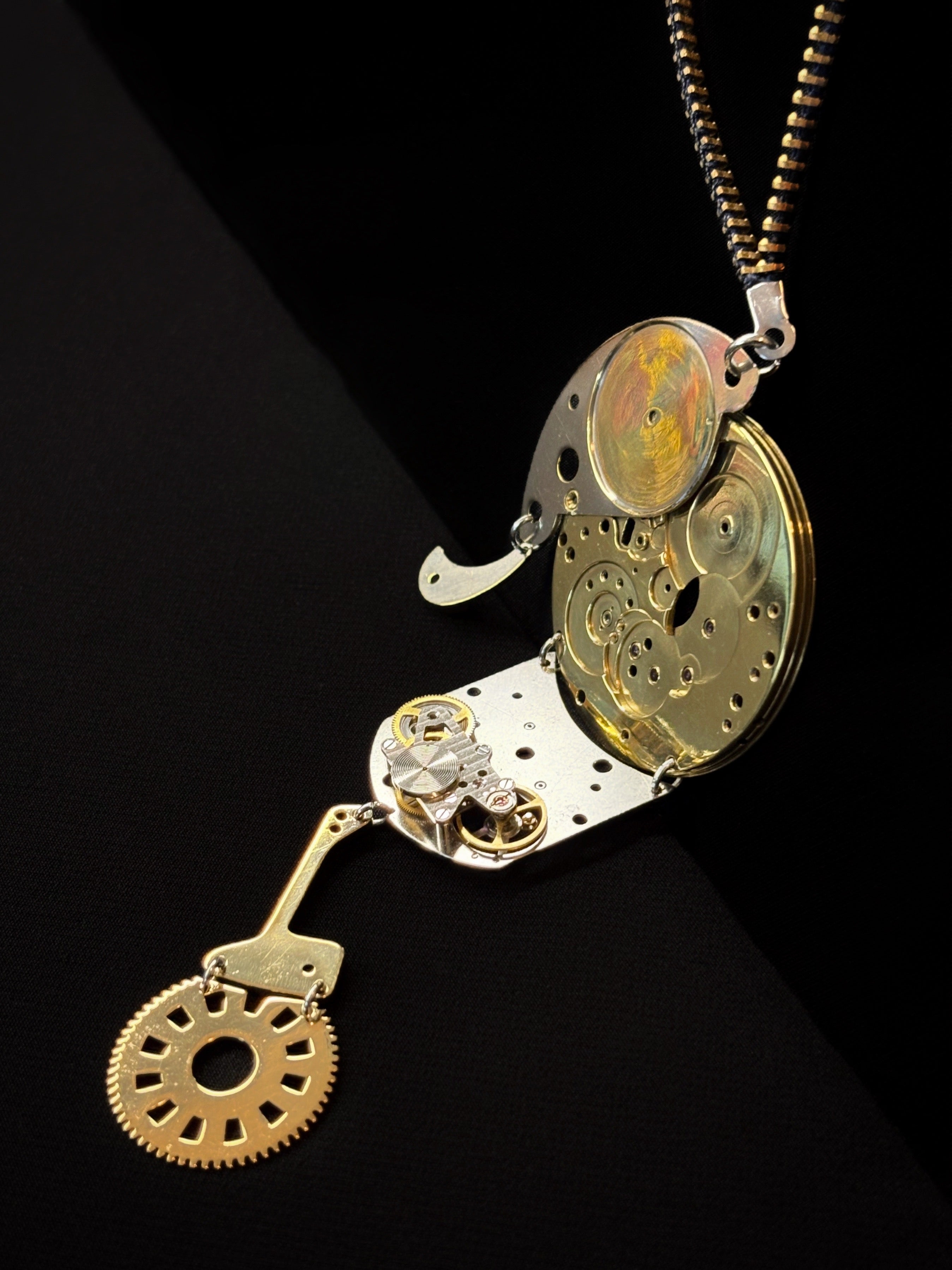 Bronze Mechanical Necklace - Figurative Sculptural Jewelry - One of a Kind Statement Piece - Bitácora Collection - Effigy -
