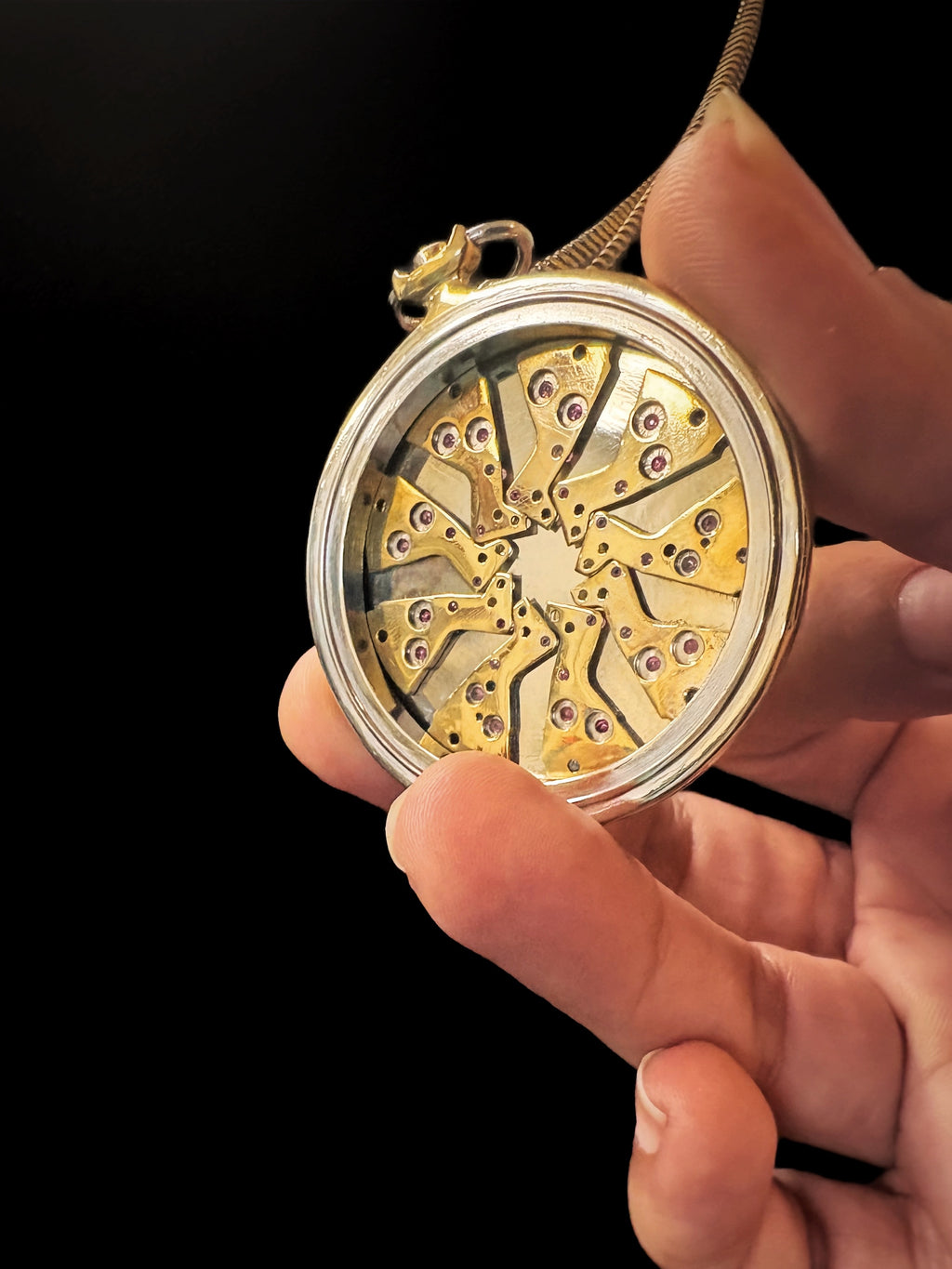 Mechanical Core Pendant - Radial Watch Movement Composition - Bitácora Collection - Nucleus