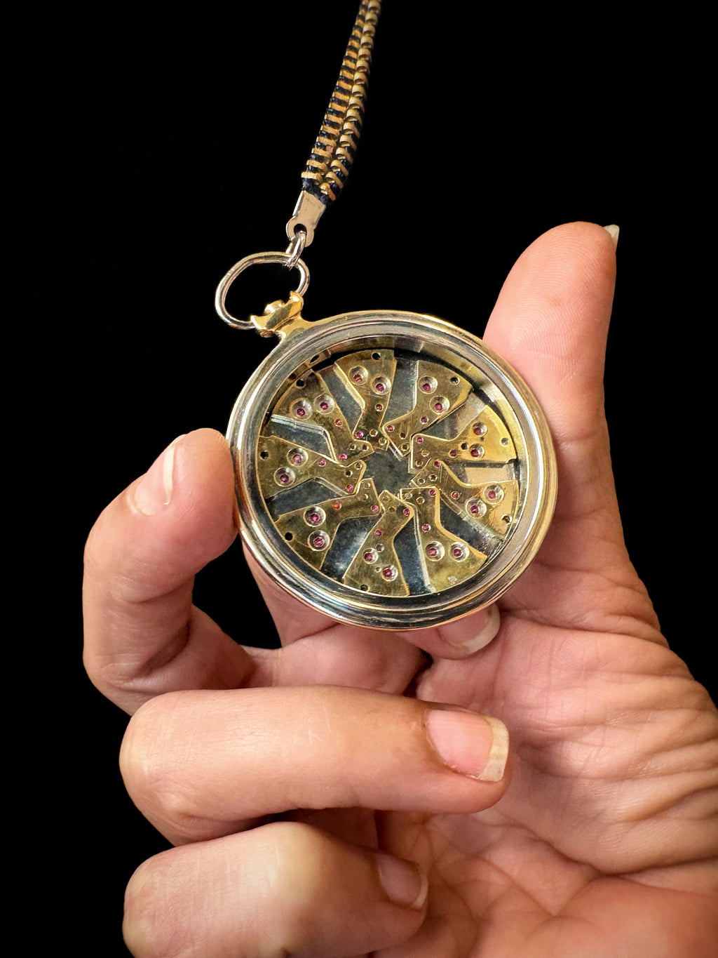 Mechanical Core Pendant - Radial Watch Movement Composition - Bitácora Collection - Nucleus
