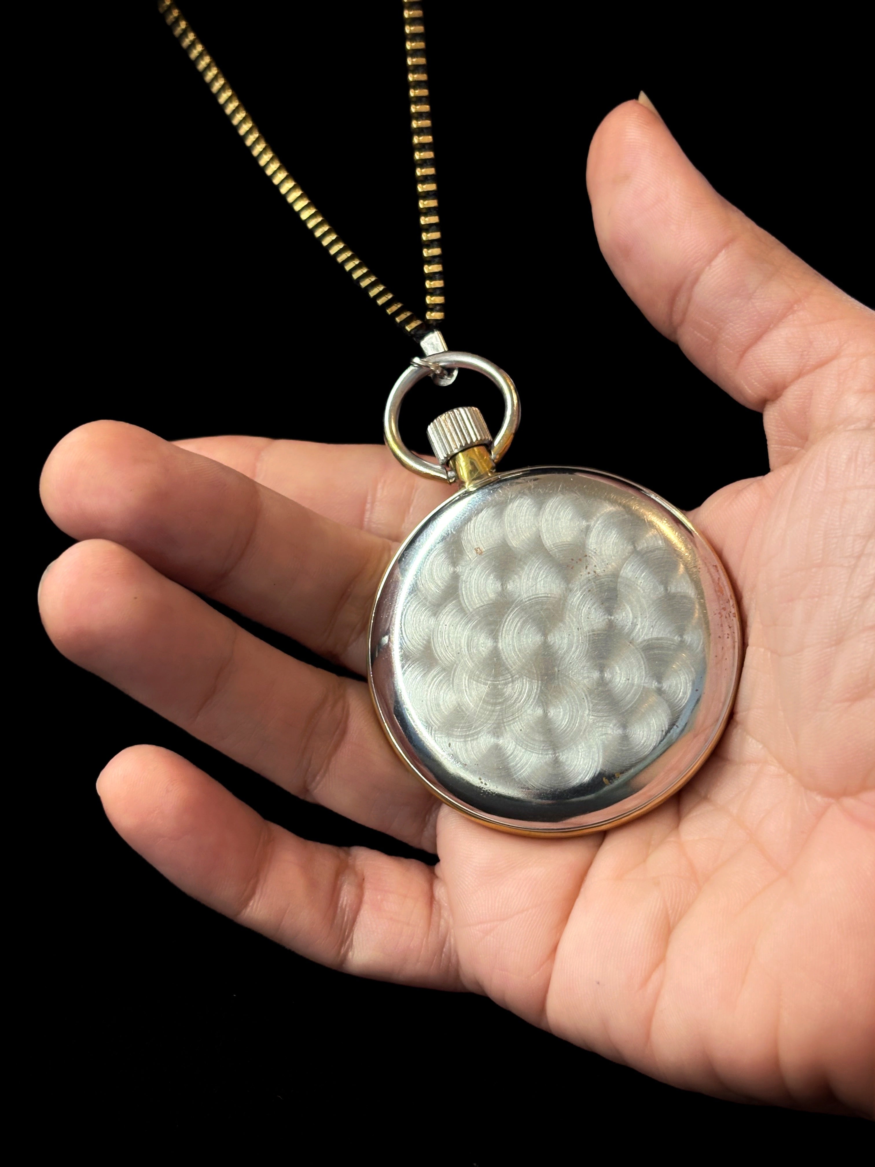 Radial Mechanical Composition - Encapsulated Time System - Bitácora Collection - Halo