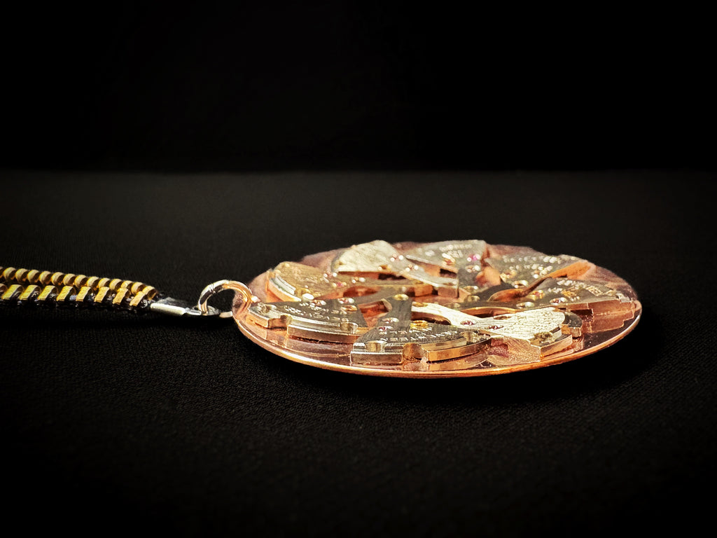 Kinetic Mechanical Pendant - Radial Watch Movement Composition - Bitácora Collection - Flux