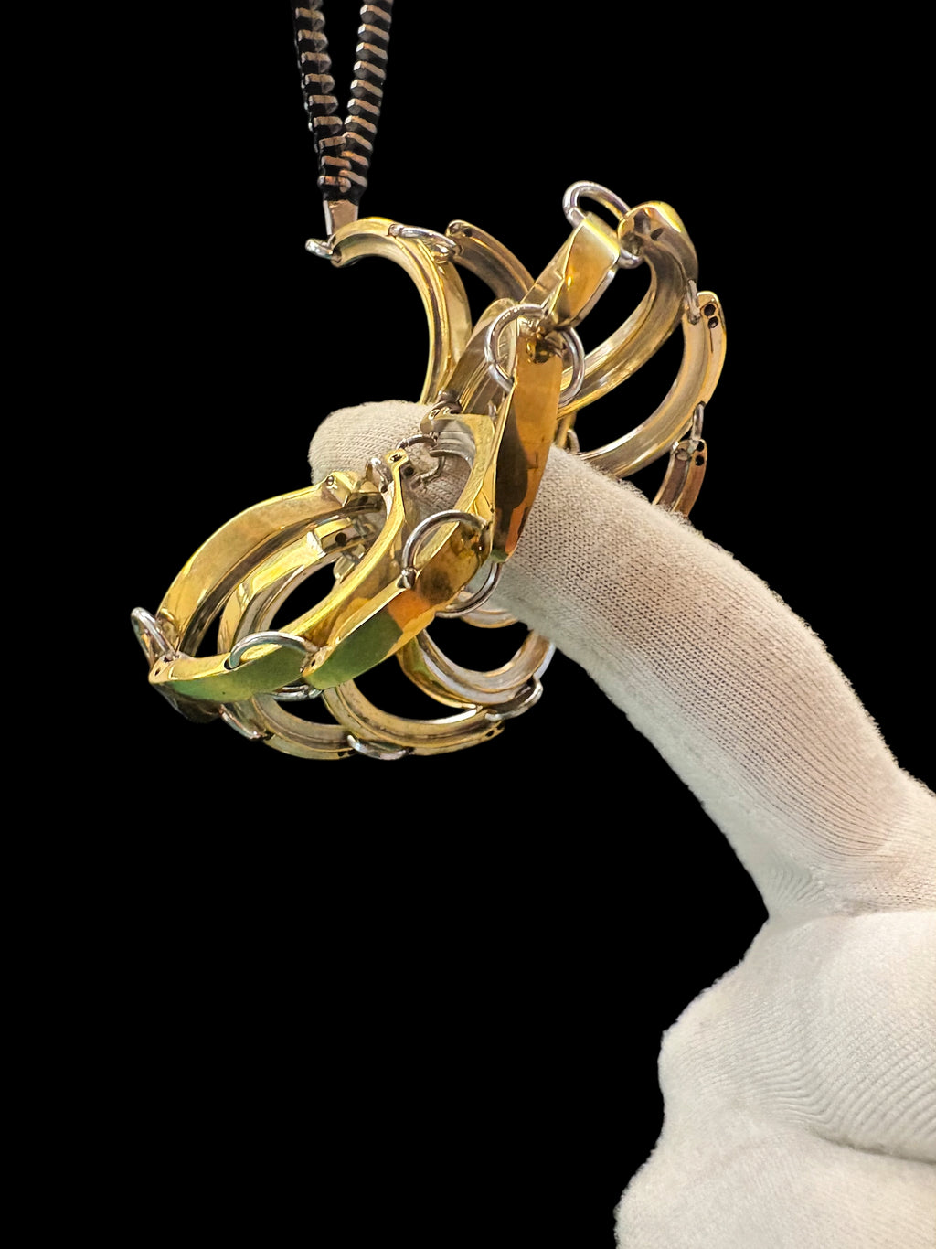 Articulated Structure Necklace - Sculptural Form - Bitácora Collection - Cycle